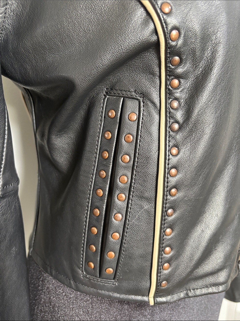 Vintage Harley-Davidson Black Leather Stud-Trim Moto Jacket - Picture 10 of 16